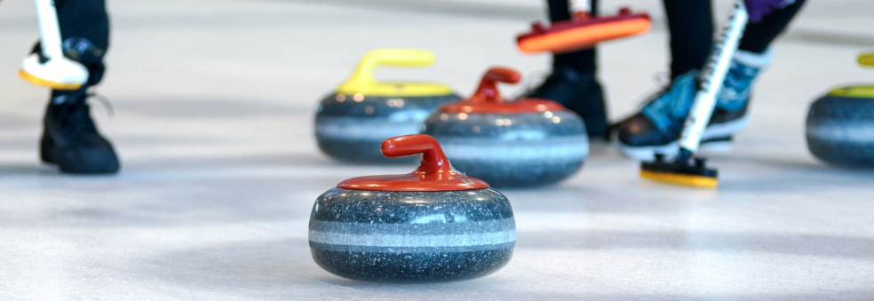Curlingserien 2021/2022